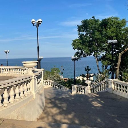 Аркадия Скай Odessa Buitenkant foto