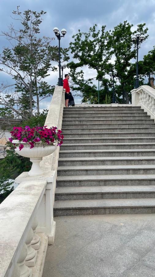 Аркадия Скай Odessa Buitenkant foto